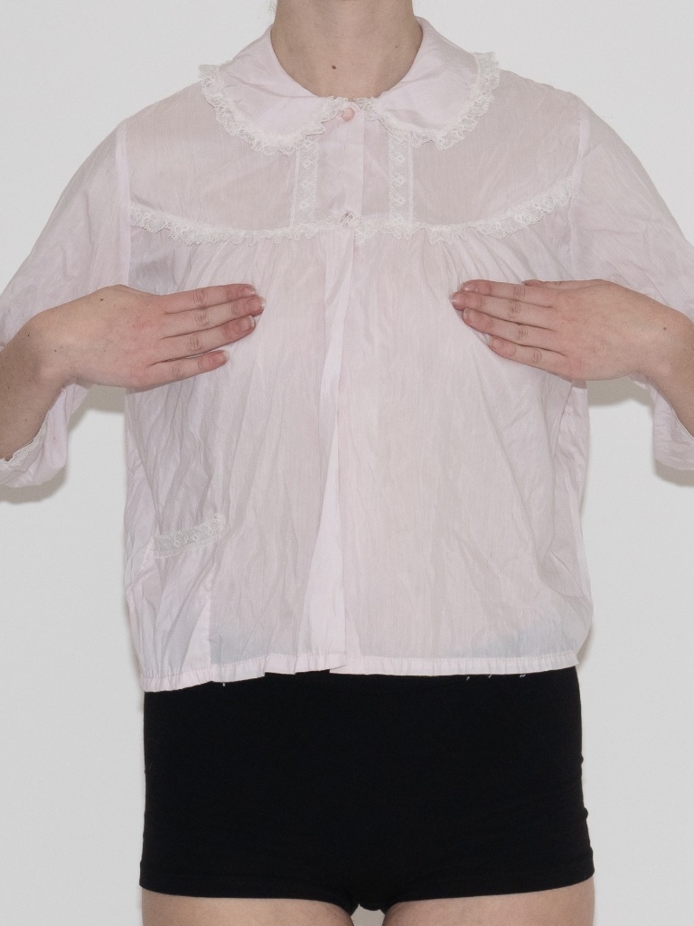 Vintage pink cropped cardigan lace trim button top size medium